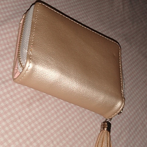 Wallet - Picture 4 of 4